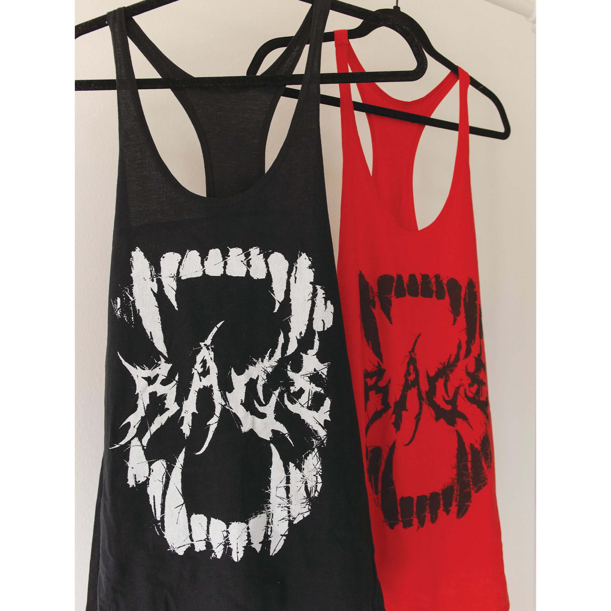 Fangs Stringer